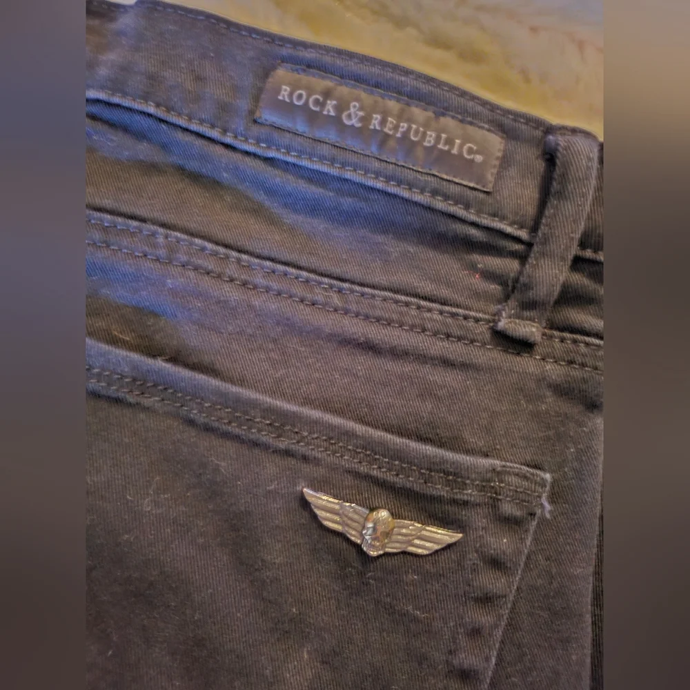 Rock & Republic Jeans - Picture 3 of 8